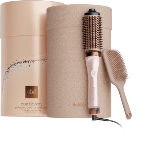 ghd Cashmere Collection Duet Blowdry 2-in-1 Hair Dryer Brush Festive Gift Set In Cashmere Beige