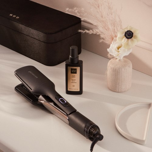 ghd 2-in-1 Heat-Resistant Hot Brush Bag & Mat | lyko.com