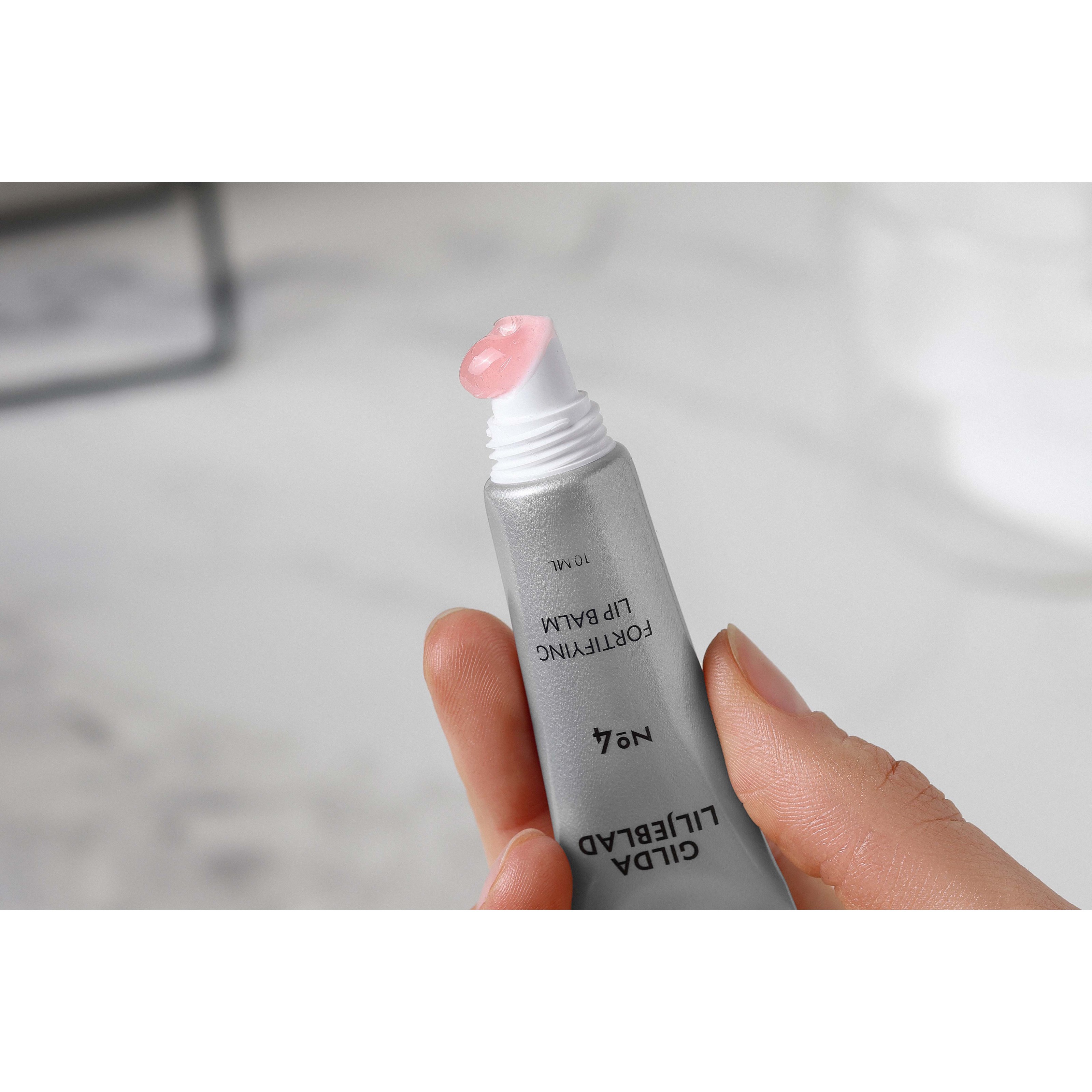 Gilda Liljeblad Fortifying Lip Balm 10 ml (obrázok 5)