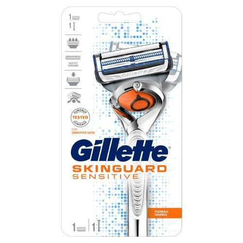 En Gillette rakhyvel med handtag, blå och vit design, och orange etikett. Den är märkt för känslig hud.