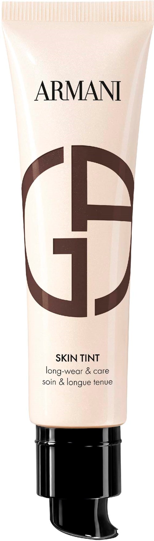 En tub med Armani skin tint med en stor logotyp, märkning för långvarigt och vård av huden samt långvarig ton.