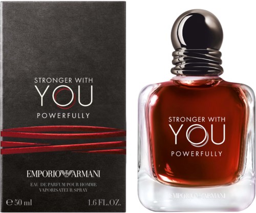 En parfyllflaska och förpackning med orden "Stronger with You Powerfully" och röda linjer på förpackningen.