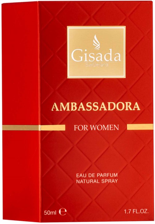 En rød parfumeæske mærket "Gisada" og "Ambassadora for Women," med guld accenter og parfumebeskrivelse.