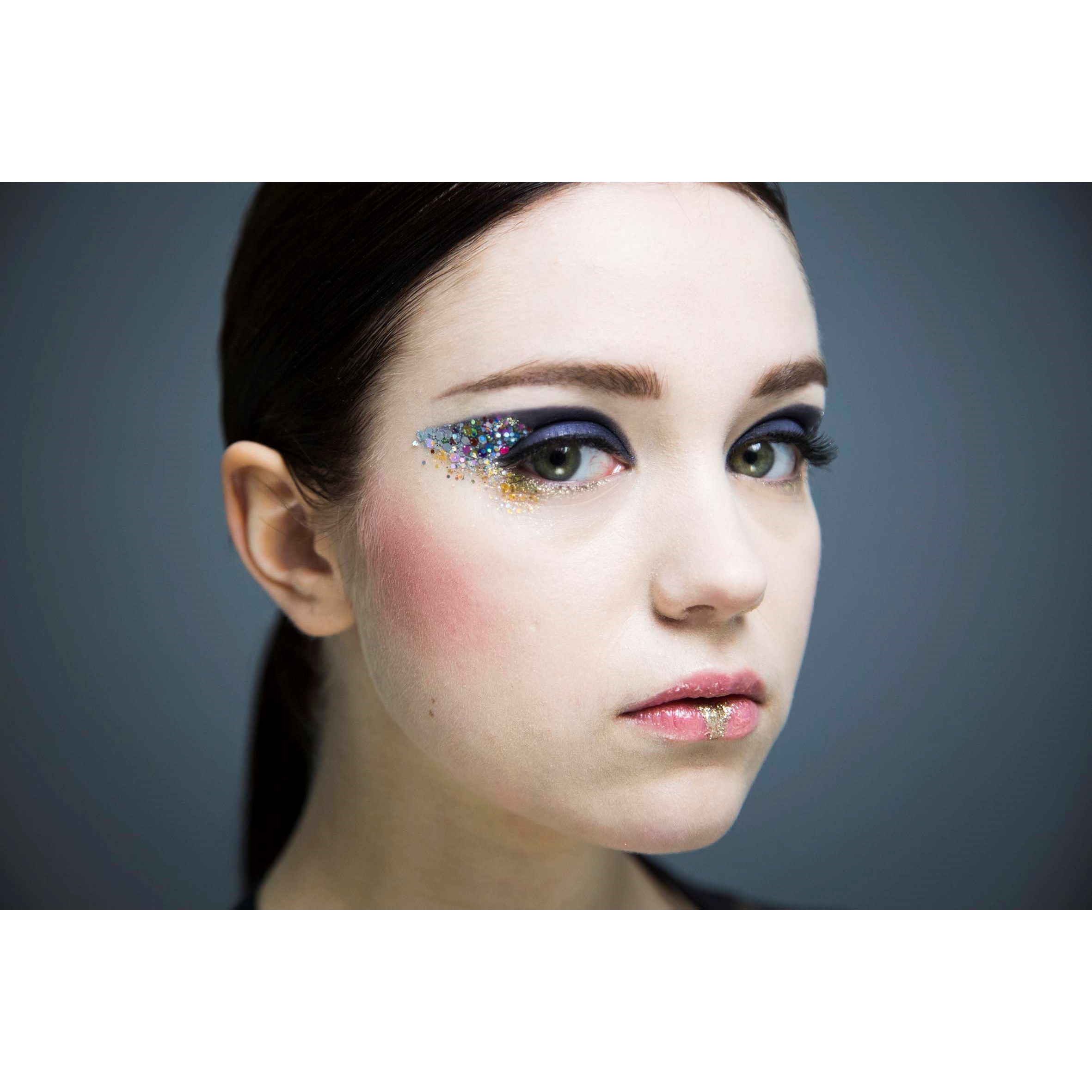 Alternativ bild 1 för Glitternisti Cosmetic Glitter Chunky Gold Mix