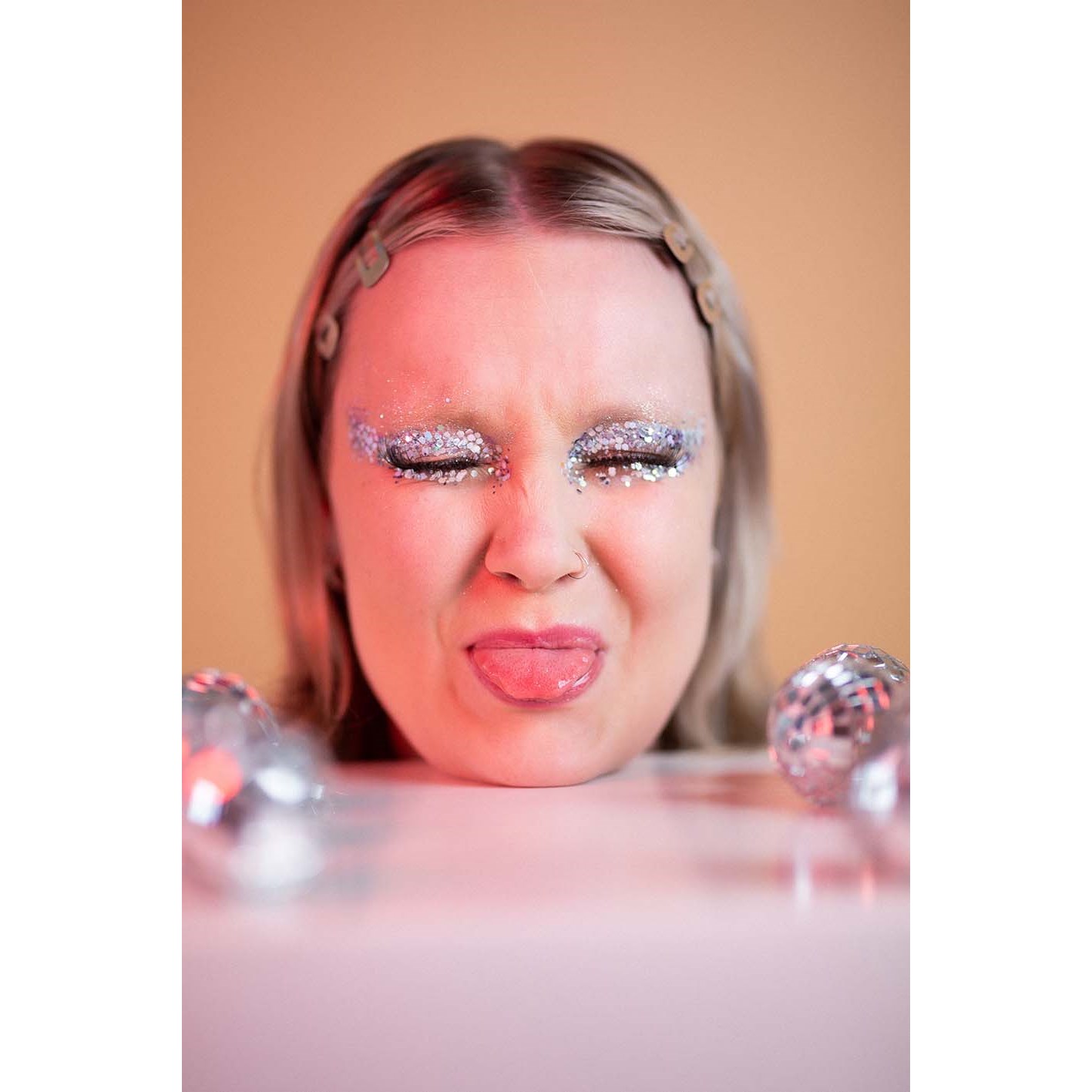 Alternativ bild 1 för Glitternisti Cosmetic Glitter Chunky Silver Mix