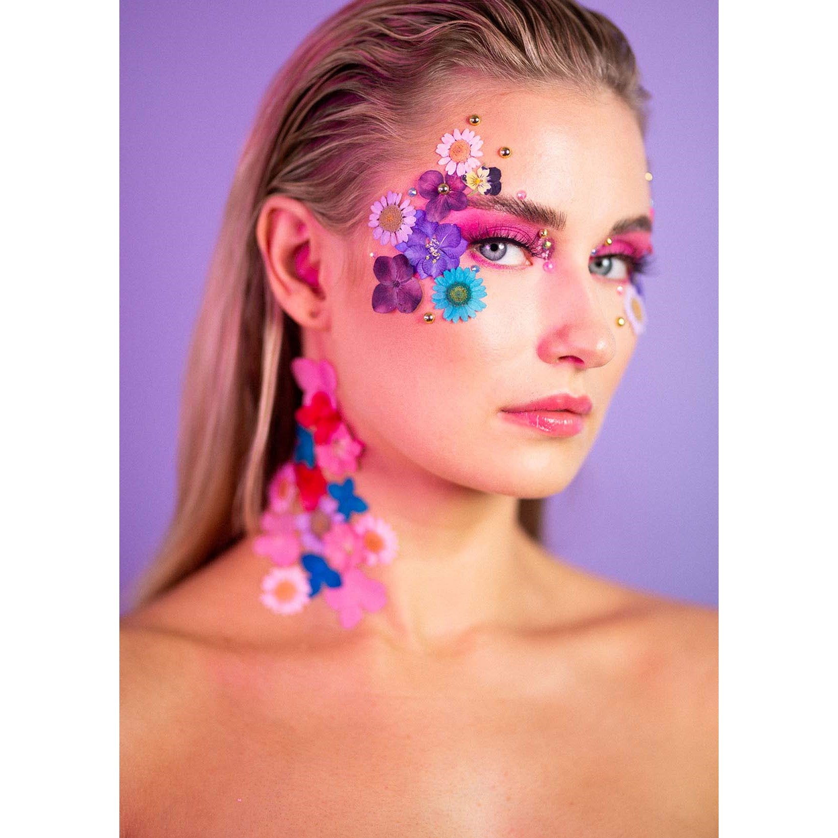 Alternativ bild 1 för Glitternisti Face Flowers White & Greens