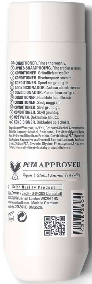 Baksidan av en vit hårbalsamflaska med ingredienser och certifieringslogotyper.