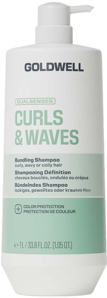 En vit flaska från Goldwell Curls & Waves Bundling Shampoo med pump och gröna etiketter.