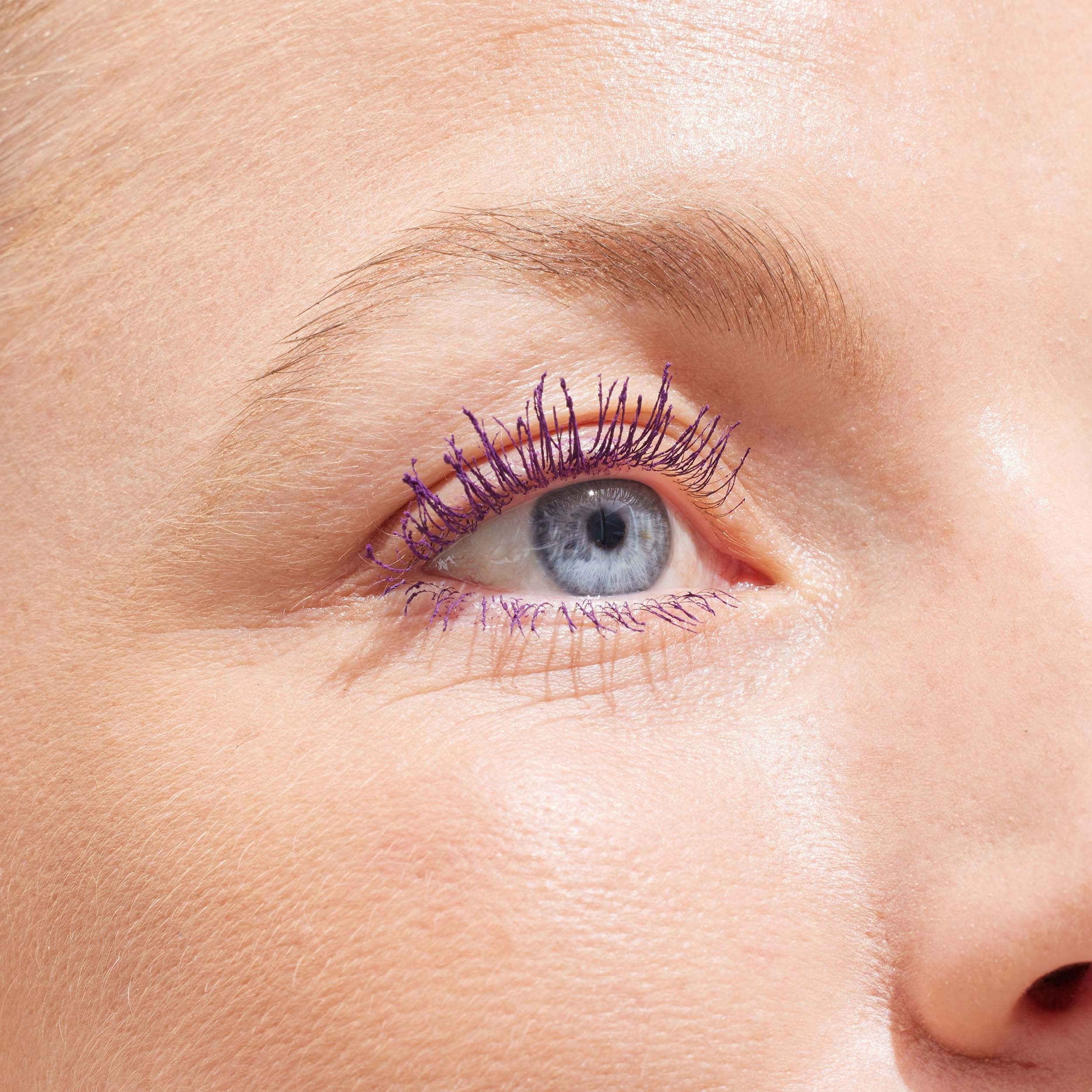 Alternativ bild 1 för Gosh Boombastic Crazy Mascara 006 Dusty Violet