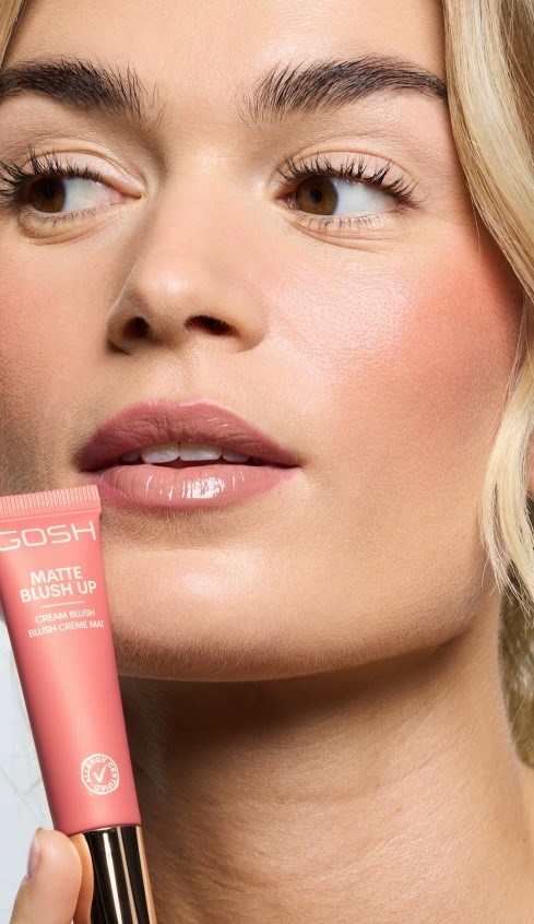Gosh MATTE BLUSH UP 004 Coral