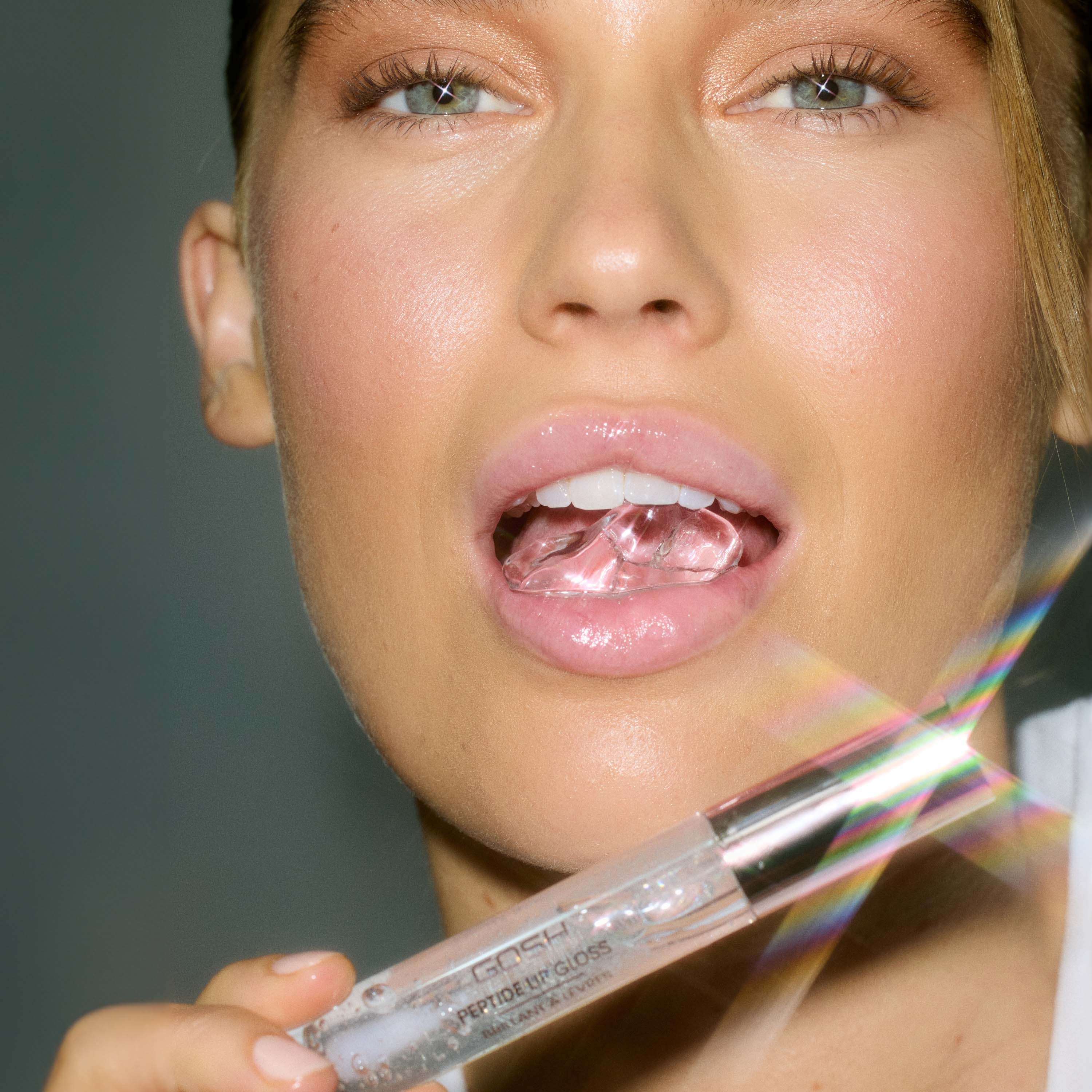 Gosh Peptide Lip Gloss 10 Timeless (obrázok 5)