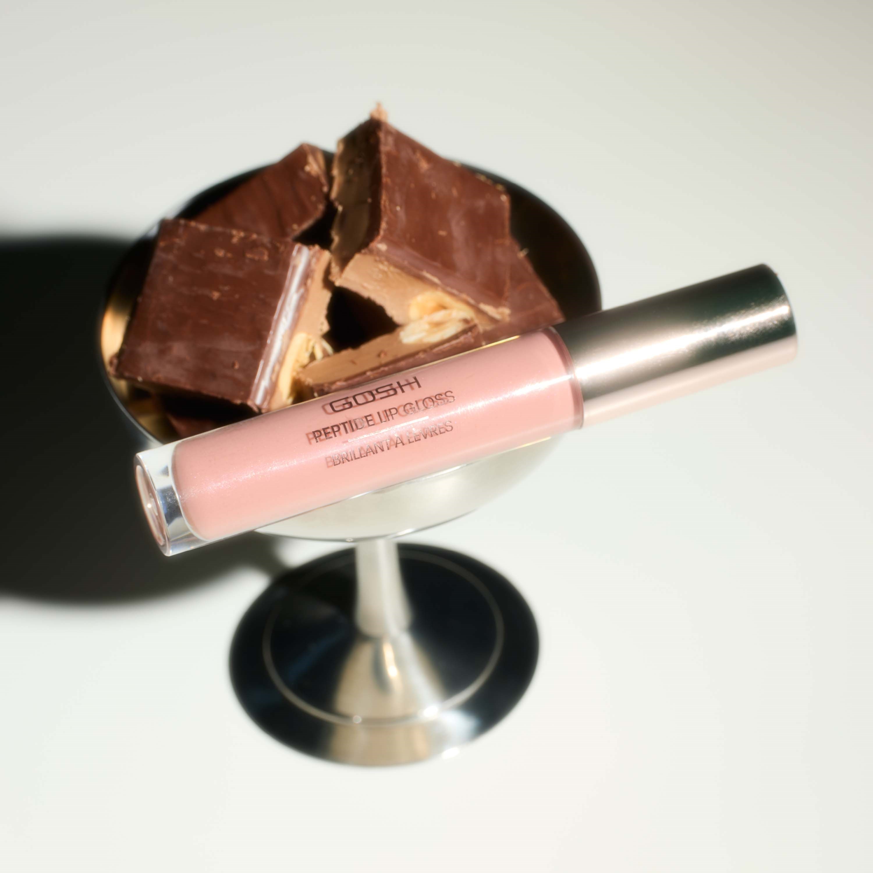 Gosh Peptide Lip Gloss 14 Nougat (obrázok 6)