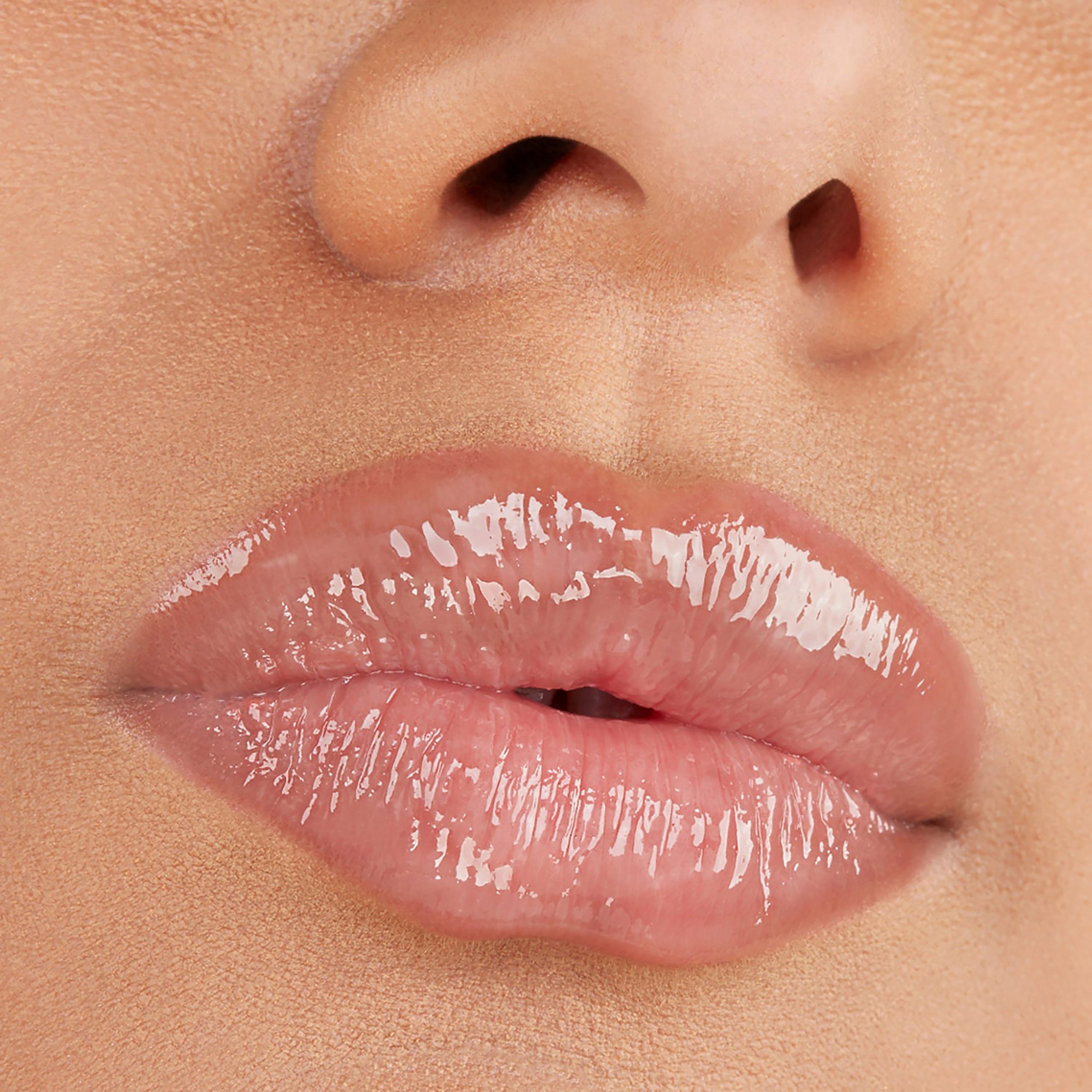 Grande Cosmetics Hydrating Lip Plumper Clear (obrázok 4)