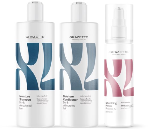 Tre hårplejeprodukter: shampoo, balsam og sprayprimer, til tørt og dehydreret hår, med hvid og pink/blå design.