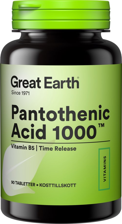 En svart flaska med grön etikett och grönt lock. Den heter Great Earth Pantothenic Acid 1000, ett vitamintillskott.