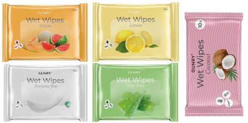 Set med fem färgglada våtservettspaket med frukt- och kokosbilder, olika dofter och enkla etiketter.