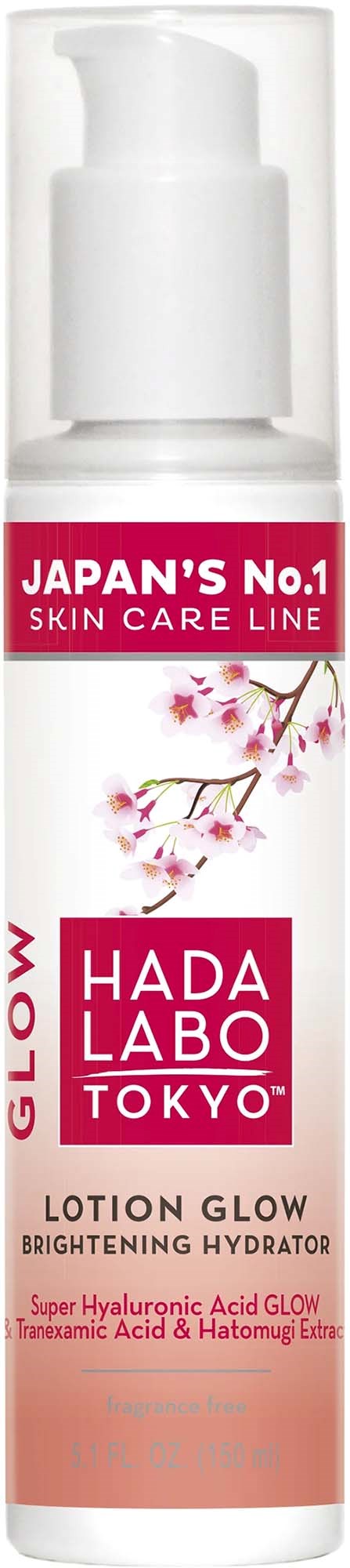 En hvit flaske med pumpe inneholder glow lotion fra Hada Labo Tokyo, med kirsebærblomstbilder og rosa etiketter.