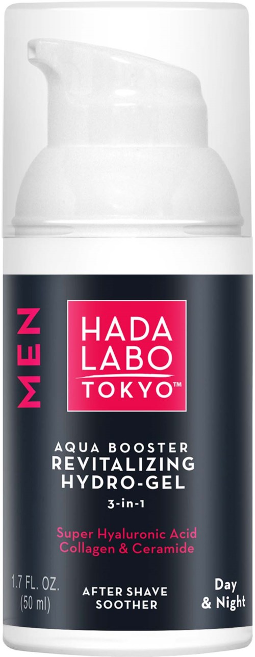 En hvit pumpflaske med svart og rosa etikett, inneholder fuktighetsgivende gel for after shave dag og natt.