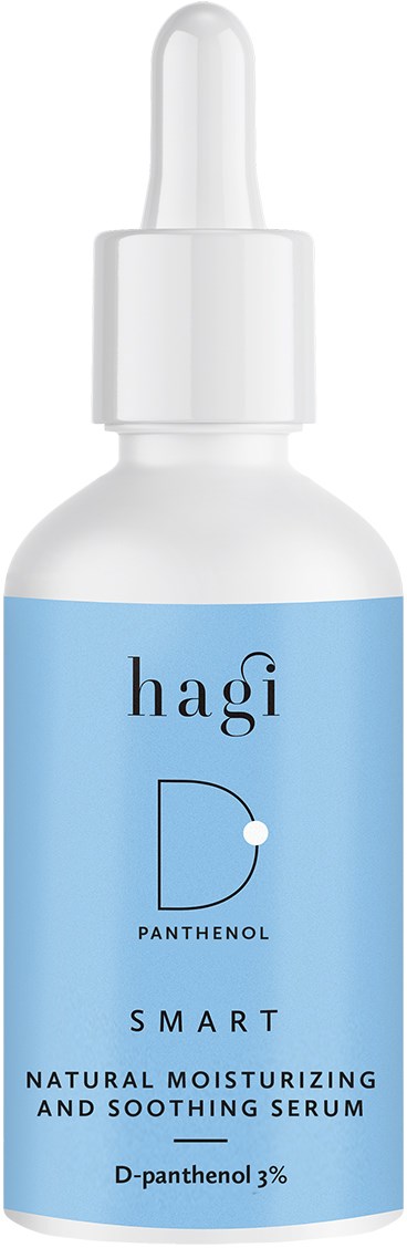 En hvit dråpeflaske med blå etikett, kalt Hagi, som inneholder naturlig fuktighetsgivende og beroligende serum med D-panthenol.