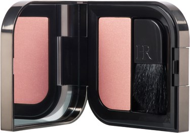 En makeuprouge-ask med rosa rouge och en liten borste i ett snyggt svart fodral.