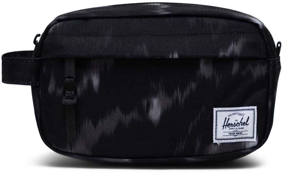 Herschel Chapter Small Travel Kit Blurred Ikat Black | lyko.com