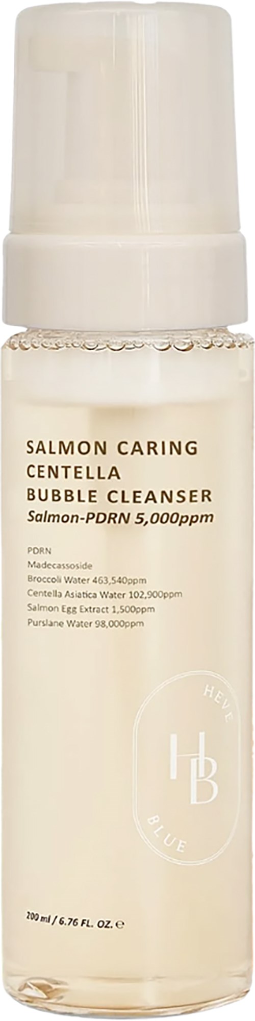 En vit flaska med pump, märkt Salmon Caring Centella Bubble Cleanser, med produktuppgifter och varumärkeslogga.