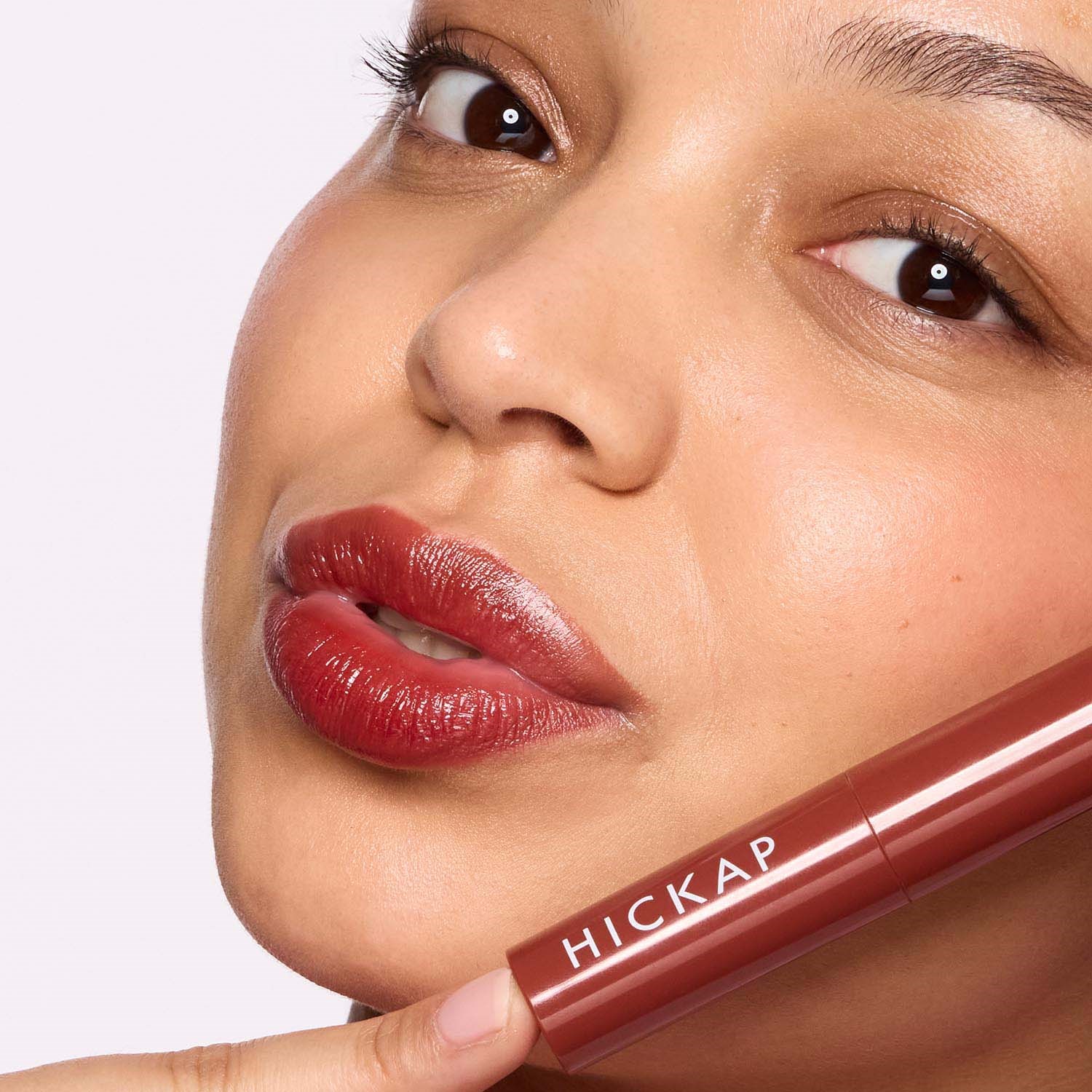 HICKAP Glass Kiss Lip Tint Desert Rose (obrázok 3)