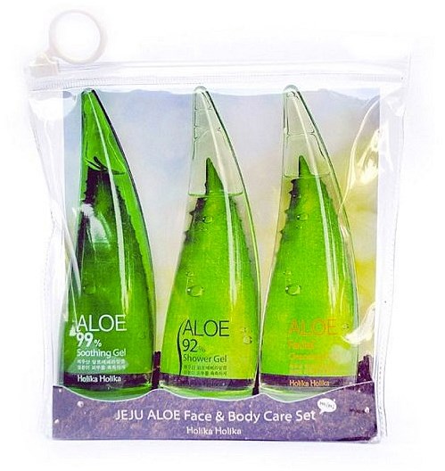 Set med tre aloe vera gelflaskor i en klar påse, märkta för ansikte, kropp och dusch.