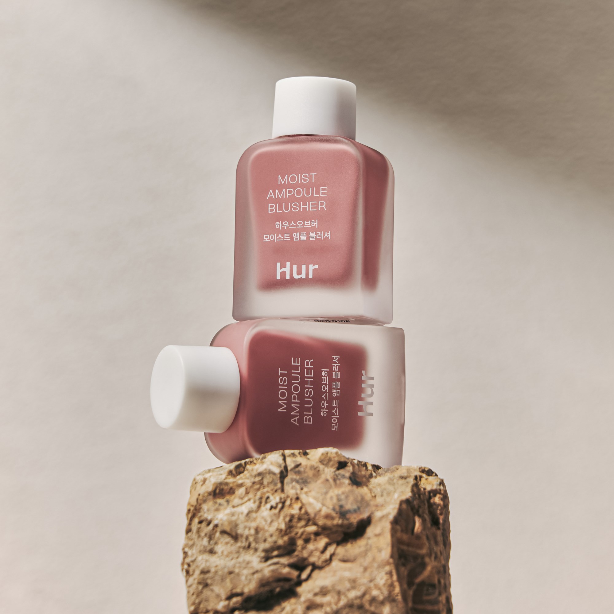 House of Hur Moist Ampoule Blusher 04 Lavender Flush (obrázok 10)