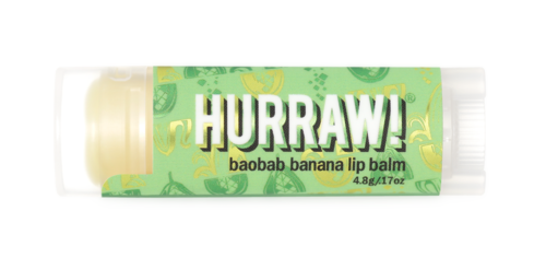 Ett läppbalsam med grönt mönster och texten "HURRAW!", smakar banan.