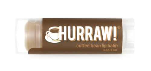Bruine lippenbalsem tube met koffiebeansymbool en witte tekst die zegt "HURRAW!" en "coffee bean lip balm."