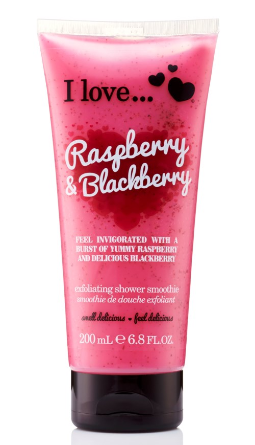 Rosa dusjsåpe med teksten 'I love...' og 'Raspberry & Blackberry', samt svarte hjertesymboler.