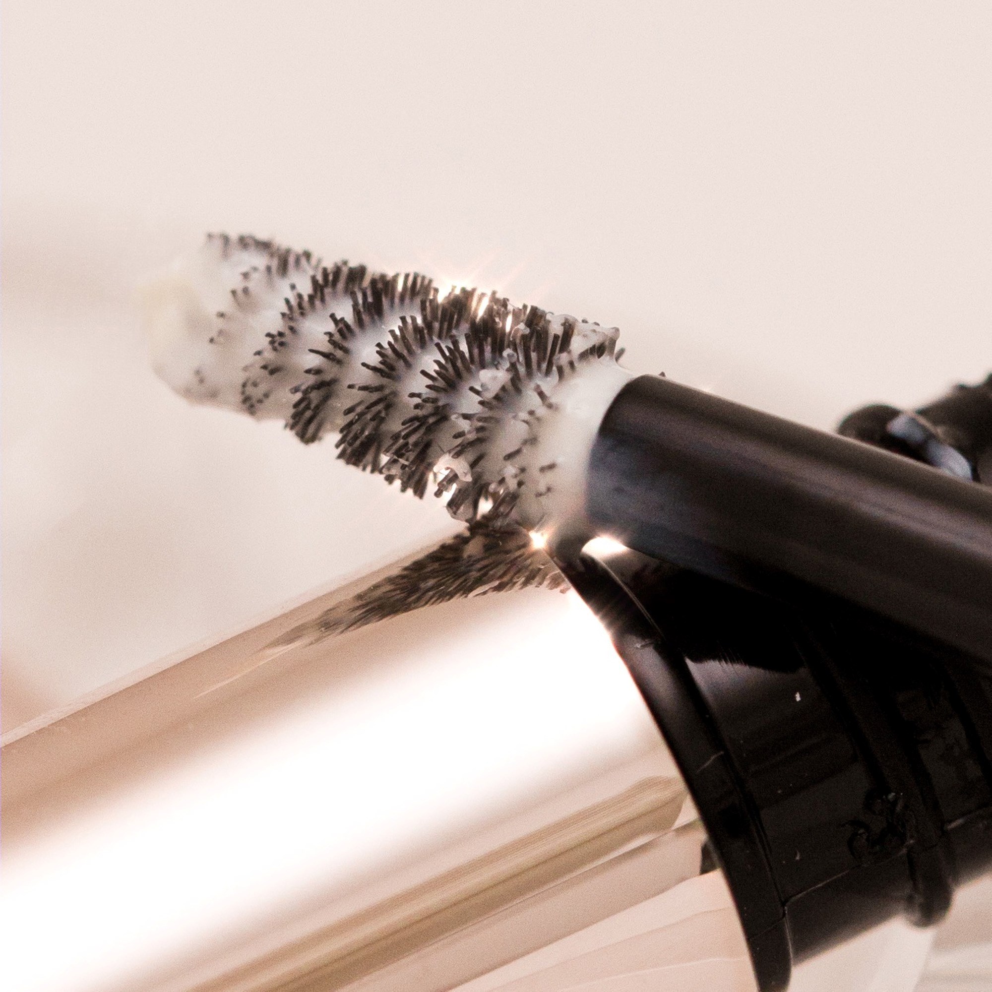 ICONIC London Liquid Brow Silk (obrázok 4)