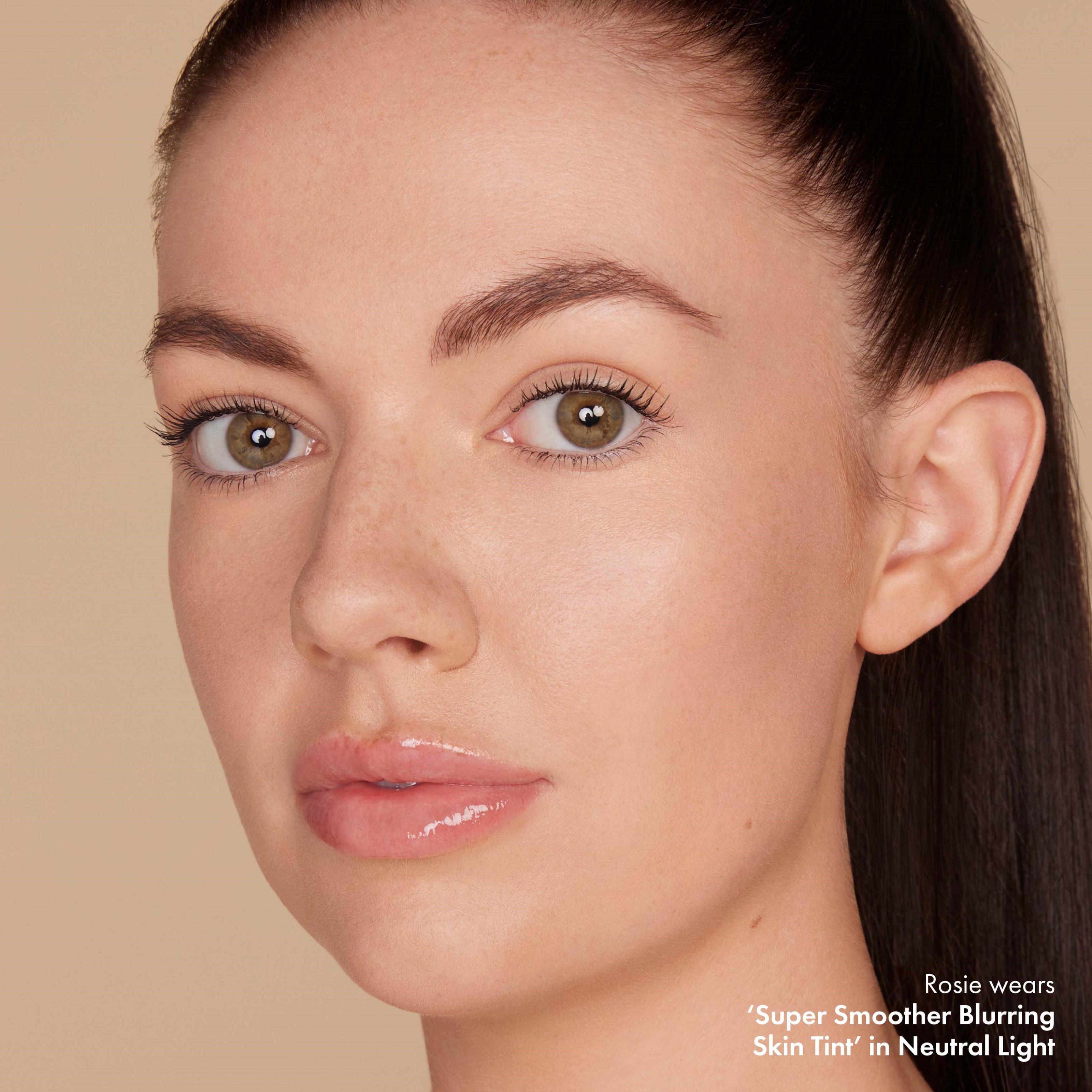 ICONIC London Super Smoother Blurring Skin Tint Neutral Light (obrázok 3)