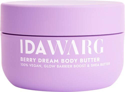 Violetti purkkimainen pakkauksessa Ida Warg Berry Dream Body Butter, valkoinen teksti ja pyöreä kansi.