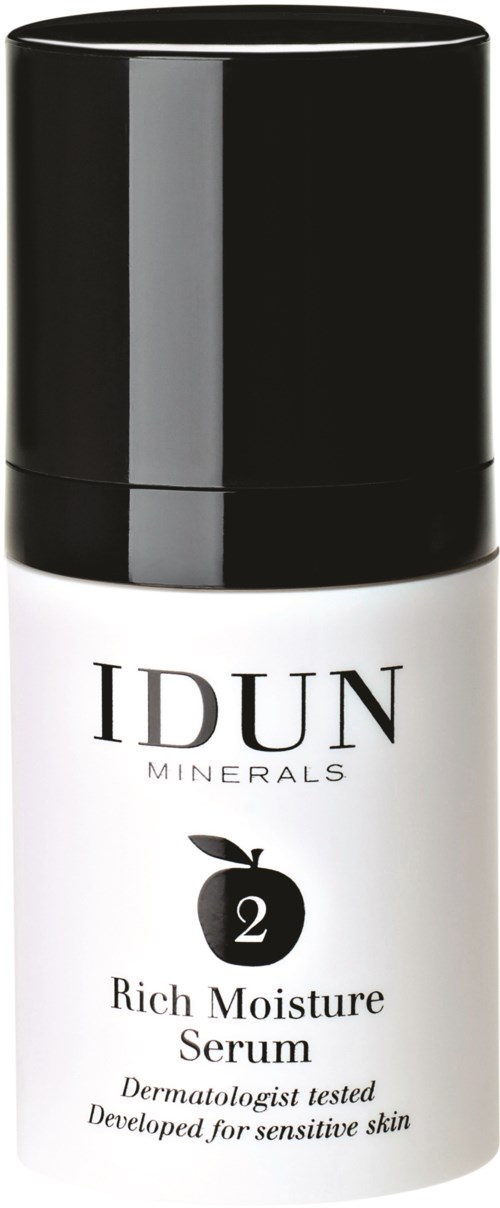 En vit flaska med svart lock, märkt IDUN Minerals Rich Moisture Serum för känslig hud, med siffran 2.