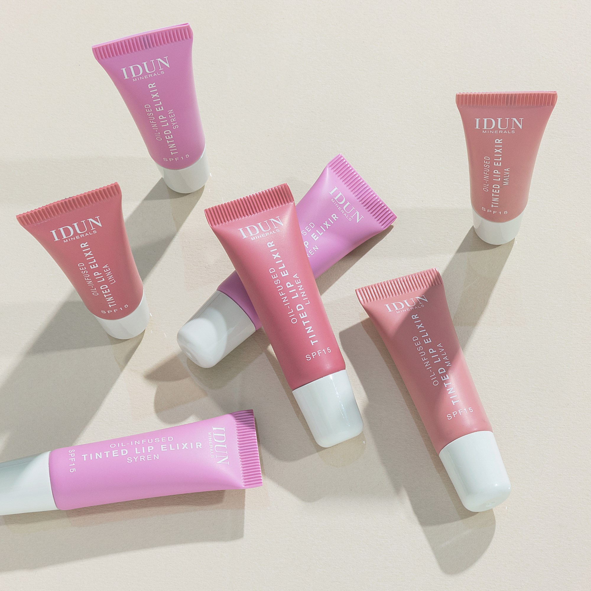 IDUN Minerals Tinted Lip Elixir Malva (obrázok 4)
