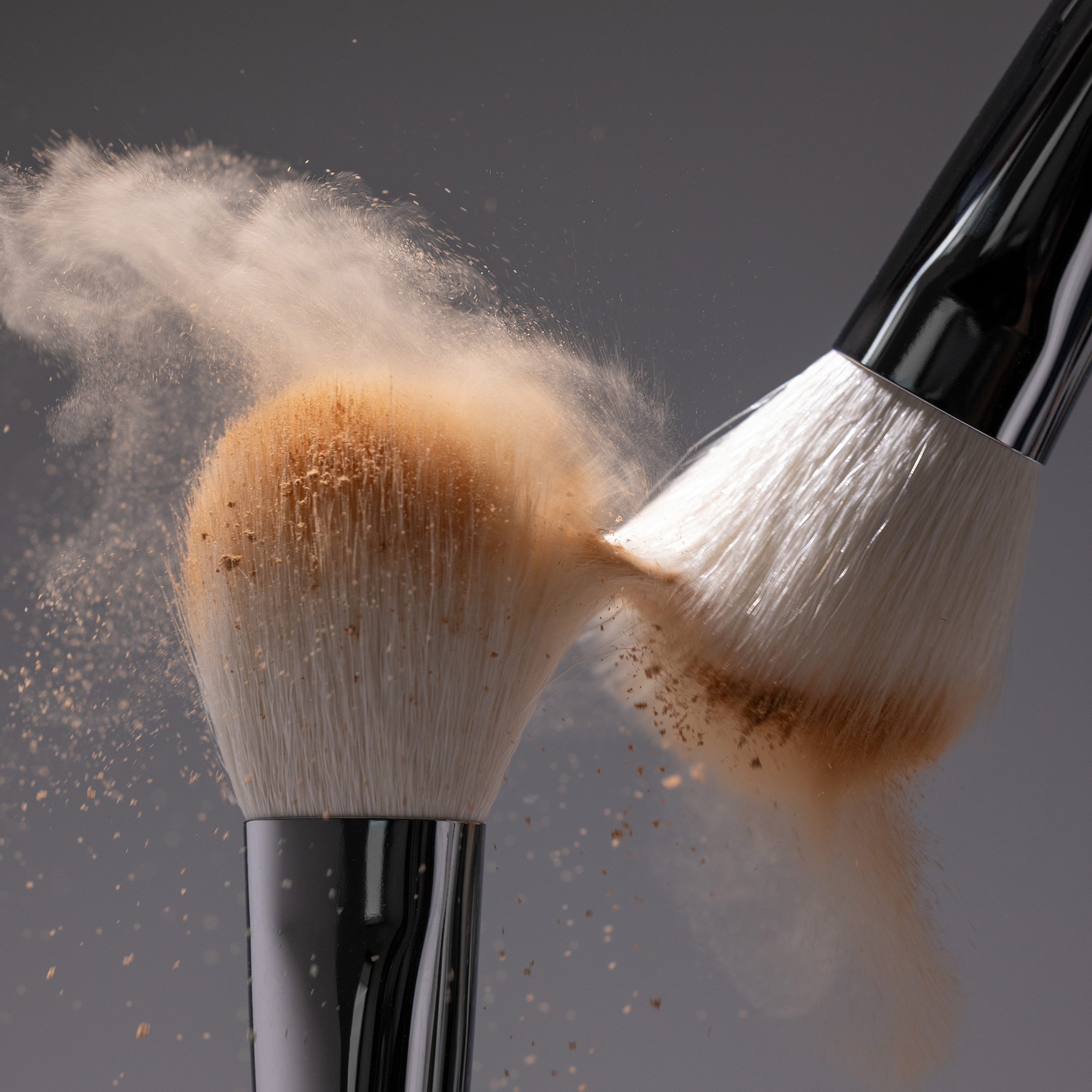 Inglot Blur Effect Loose Powder Mocha Blur 92 (obrázok 9)