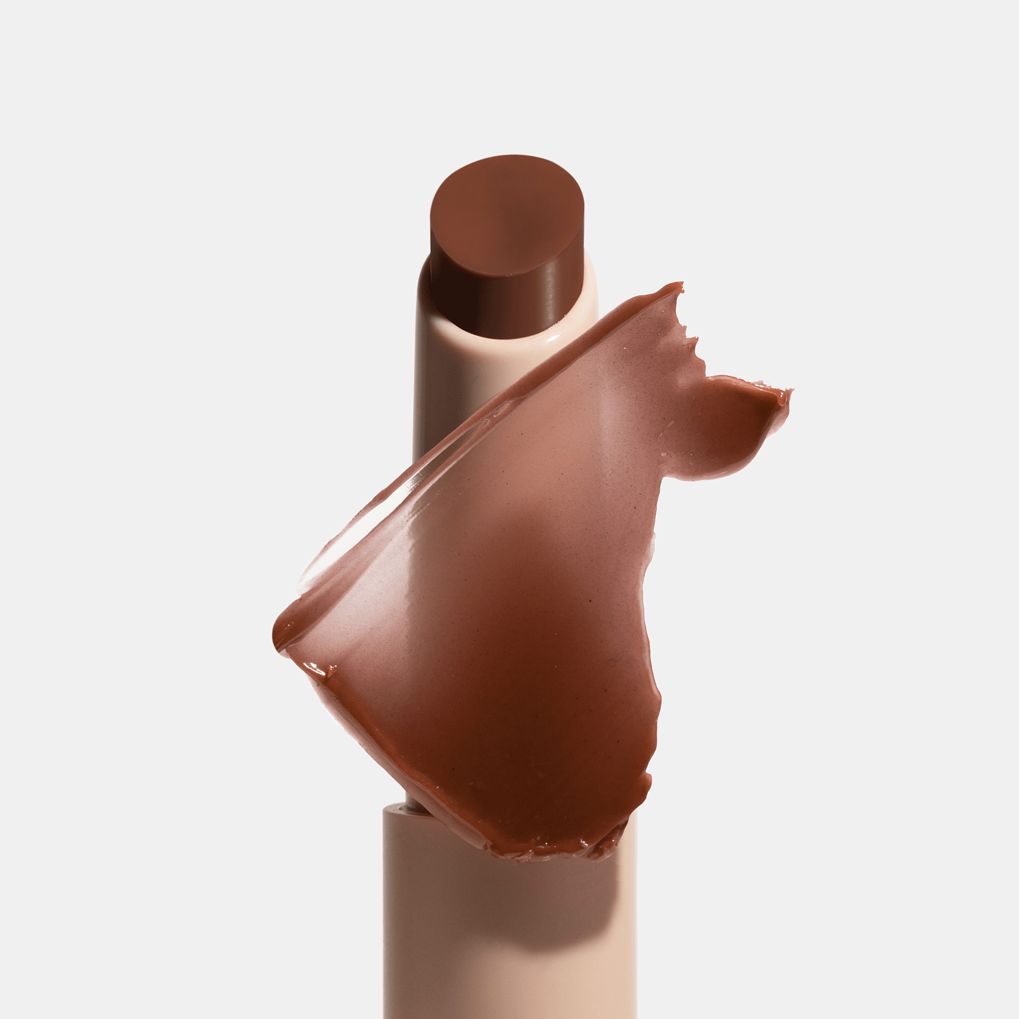 Inglot Lip Volume Tinted Lip Balm Mocha Glow 128 (zdjęcie 5)