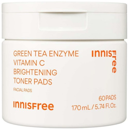 Verpakking met Innisfree gezichtsdoekjes met groene thee enzym, vitamine C, verhelderende eigenschappen, 60 pads.