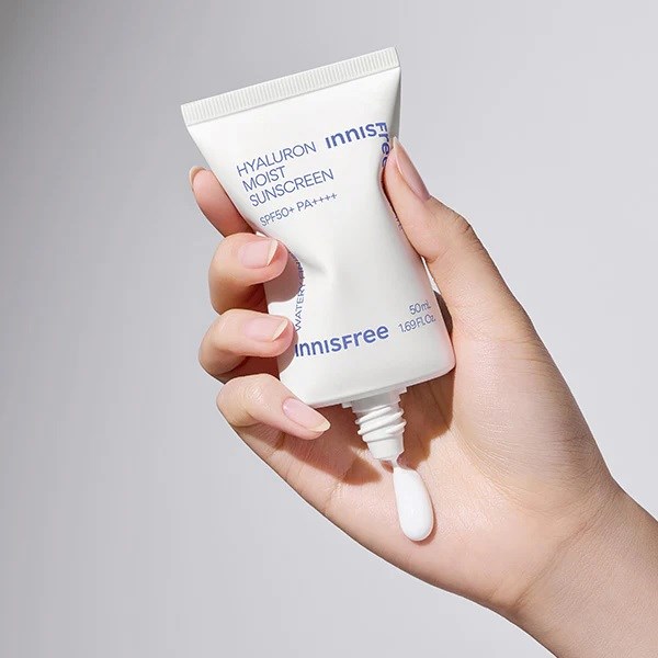 Innisfree Hyaluron Moist Sunscreen SPF50+ PA++++ 50 ml (obrázok 3)