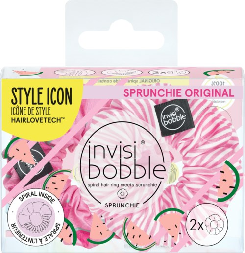 En rosa hårsnodd med vattenmönster i genomskinlig förpackning, märkt som Invisibobble Sprunchie Original.