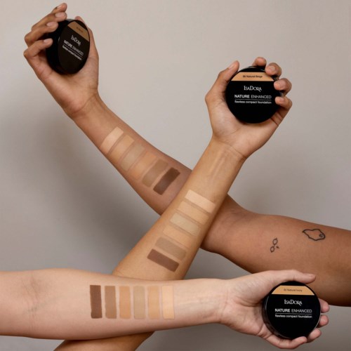IsaDora Nature Enhanced Flawless Compact Foundation 86 Natural Beige