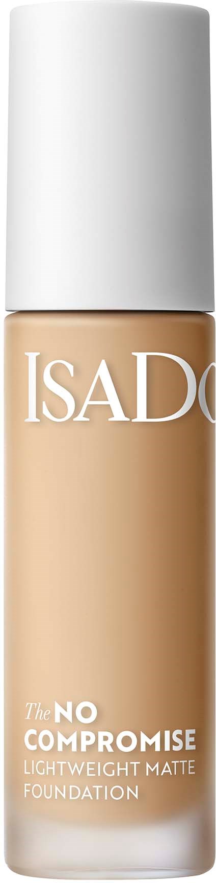 En beige foundationsflaske med hvid hætte og mærket ISAD.