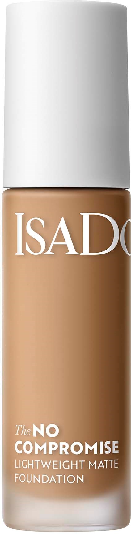 En beige flydende foundationflaske med hvid låg og mærket ISAD. Den siger 'No Compromise' på den.