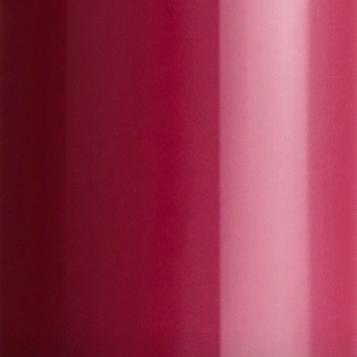 Hohtavat pystysuorat raidoitukset erivärisistä pinkin ja punaisen sävyistä.