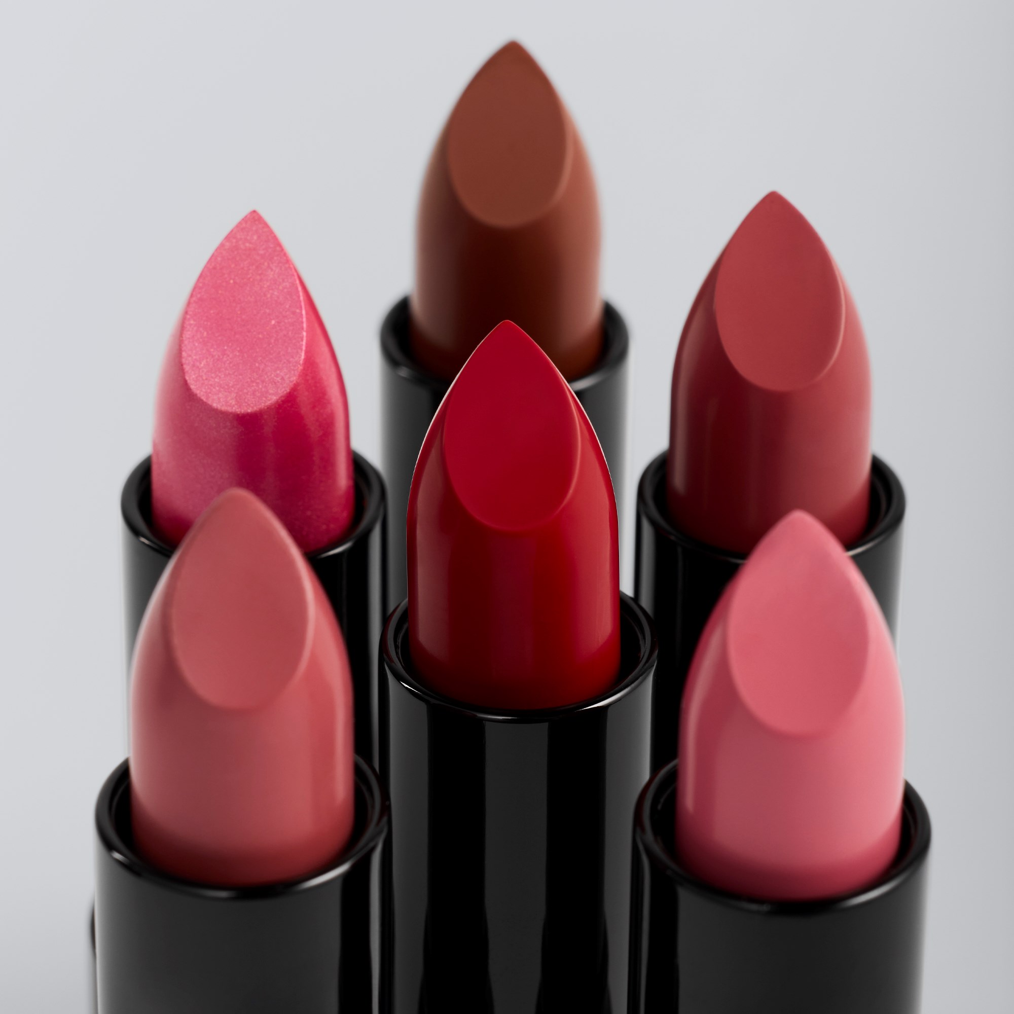 IsaDora Perfect Moisture Lipstick 212 Berry Red (obrázok 8)
