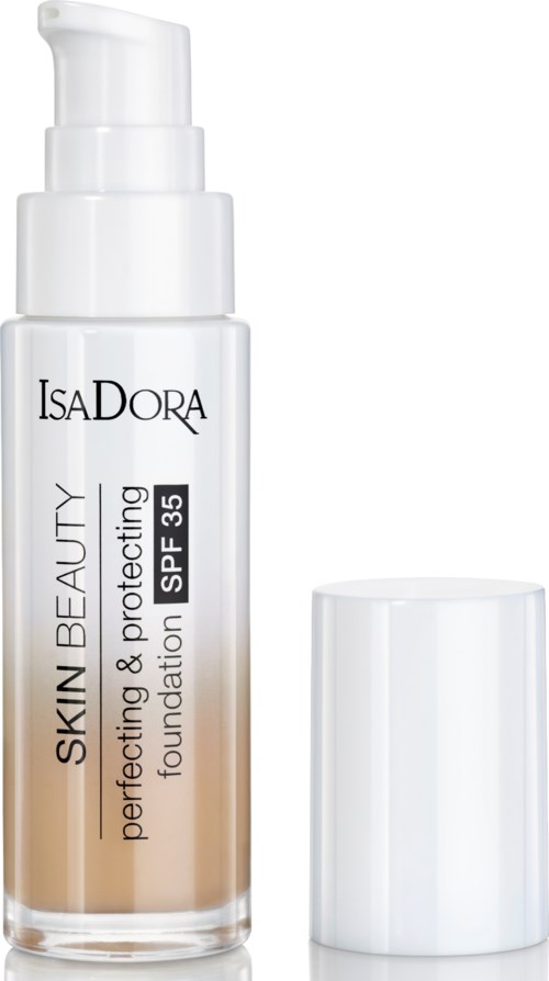En flaska IsaDora Skin Beauty makeup med SPF 35, pump och vit lock. Etiketten är huvudsakligen vit och beige.