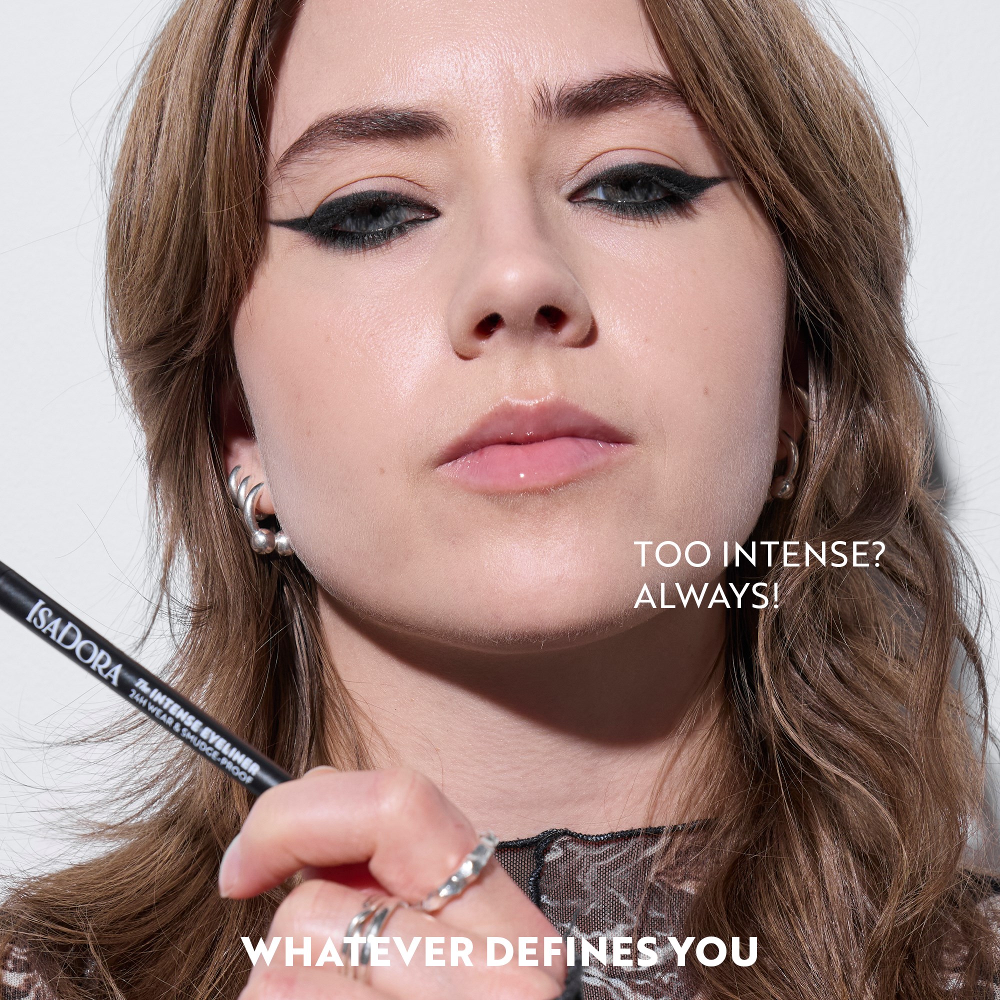 IsaDora The Intense Eyeliner 24H Wear & Smudge-proof 68 Marine Blue (obrázok 4)