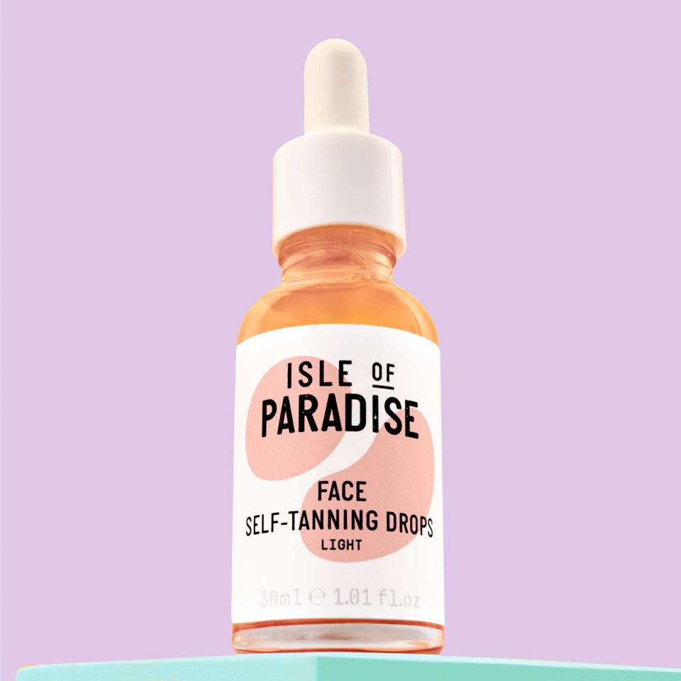 Isle of Paradise Self Tanning Drops Light
